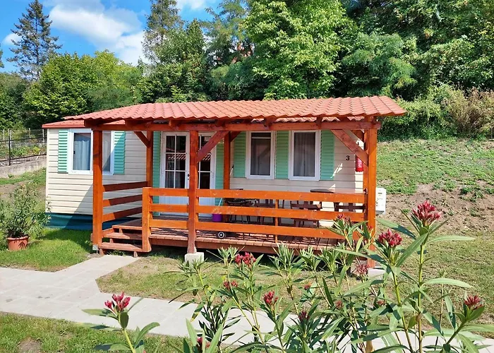 Lipicai Apartmanhazak