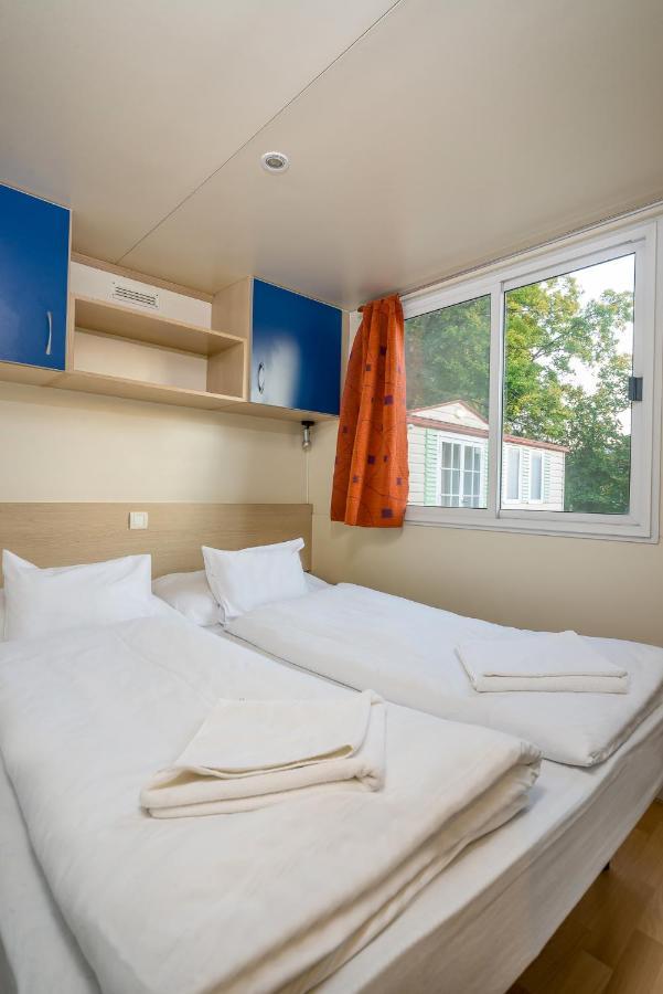 Lipicai Apartmanhazak *